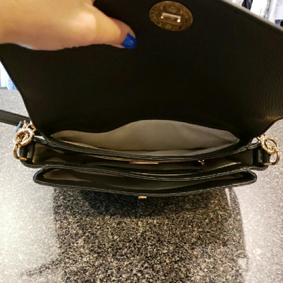 Tory Burch handbag - Picture 3 of 12